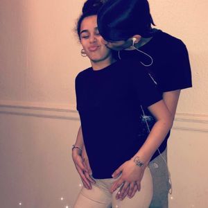 Meet your Posher, Neverleave